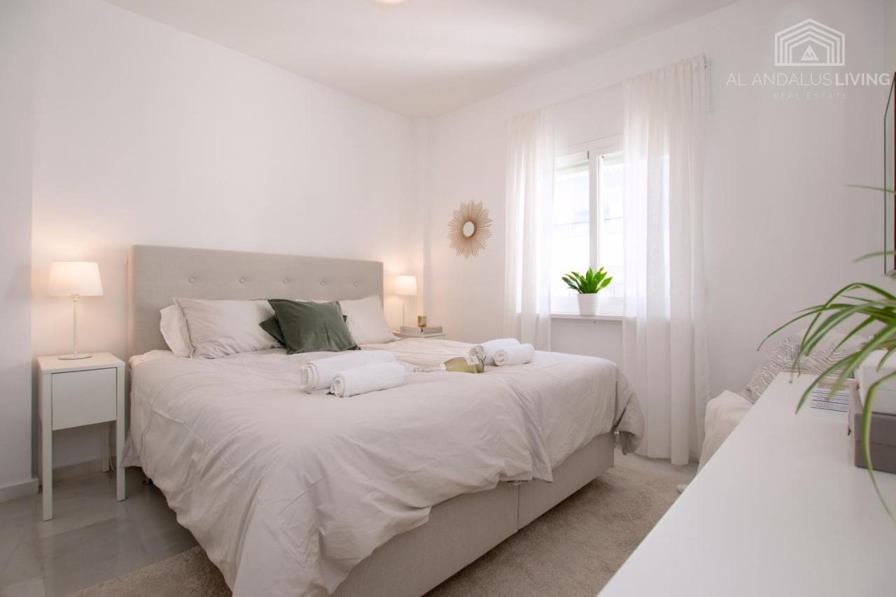 Scandinavian Style Apartment With Amazing Sea Views And South West Facing Sunny Terrace In Miraflores Walking Distance To The Beach! Málaga Dış mekan fotoğraf