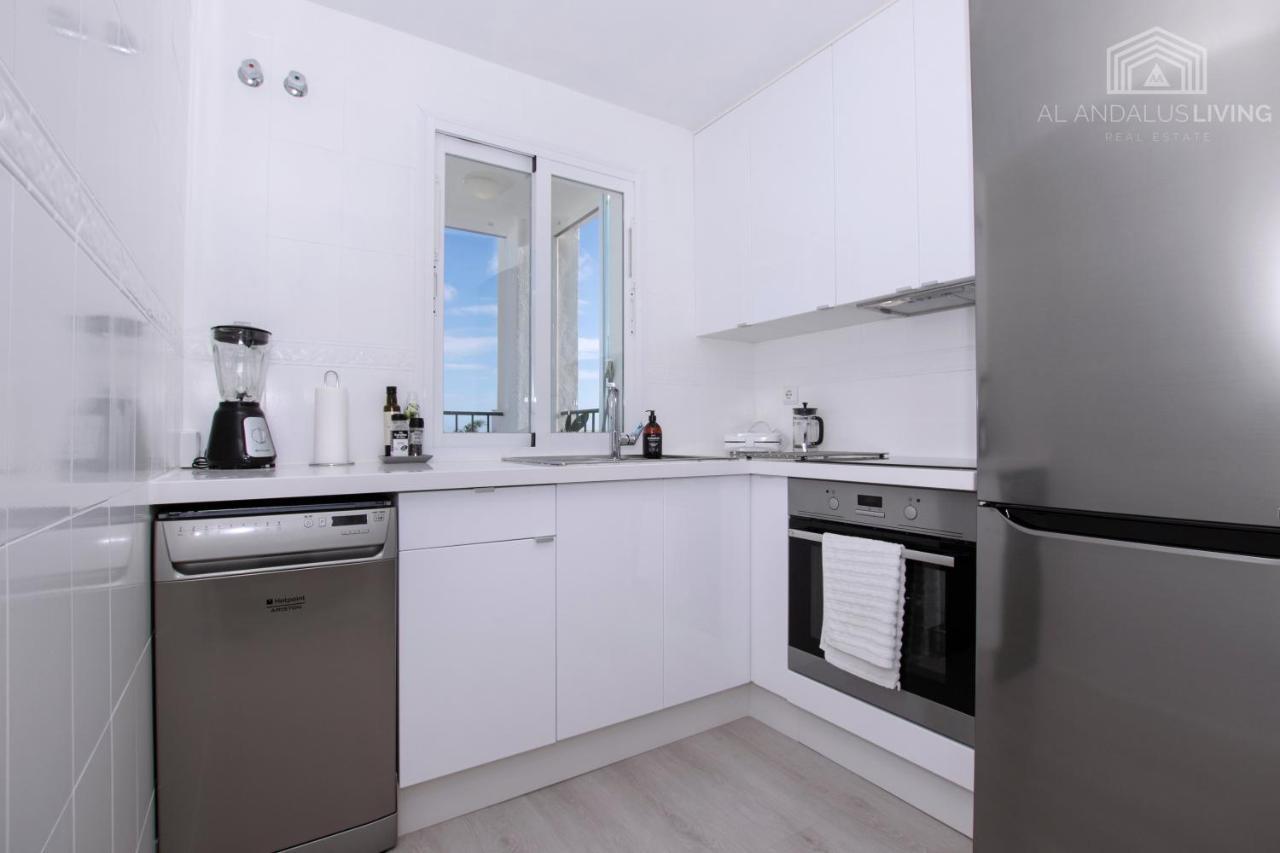 Scandinavian Style Apartment With Amazing Sea Views And South West Facing Sunny Terrace In Miraflores Walking Distance To The Beach! Málaga Dış mekan fotoğraf
