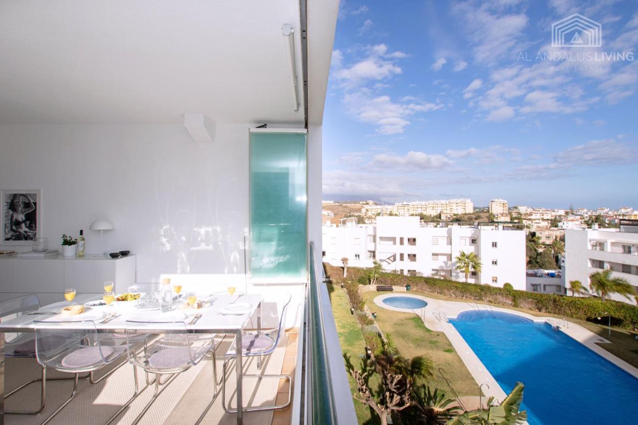 Scandinavian Style Apartment With Amazing Sea Views And South West Facing Sunny Terrace In Miraflores Walking Distance To The Beach! Málaga Dış mekan fotoğraf