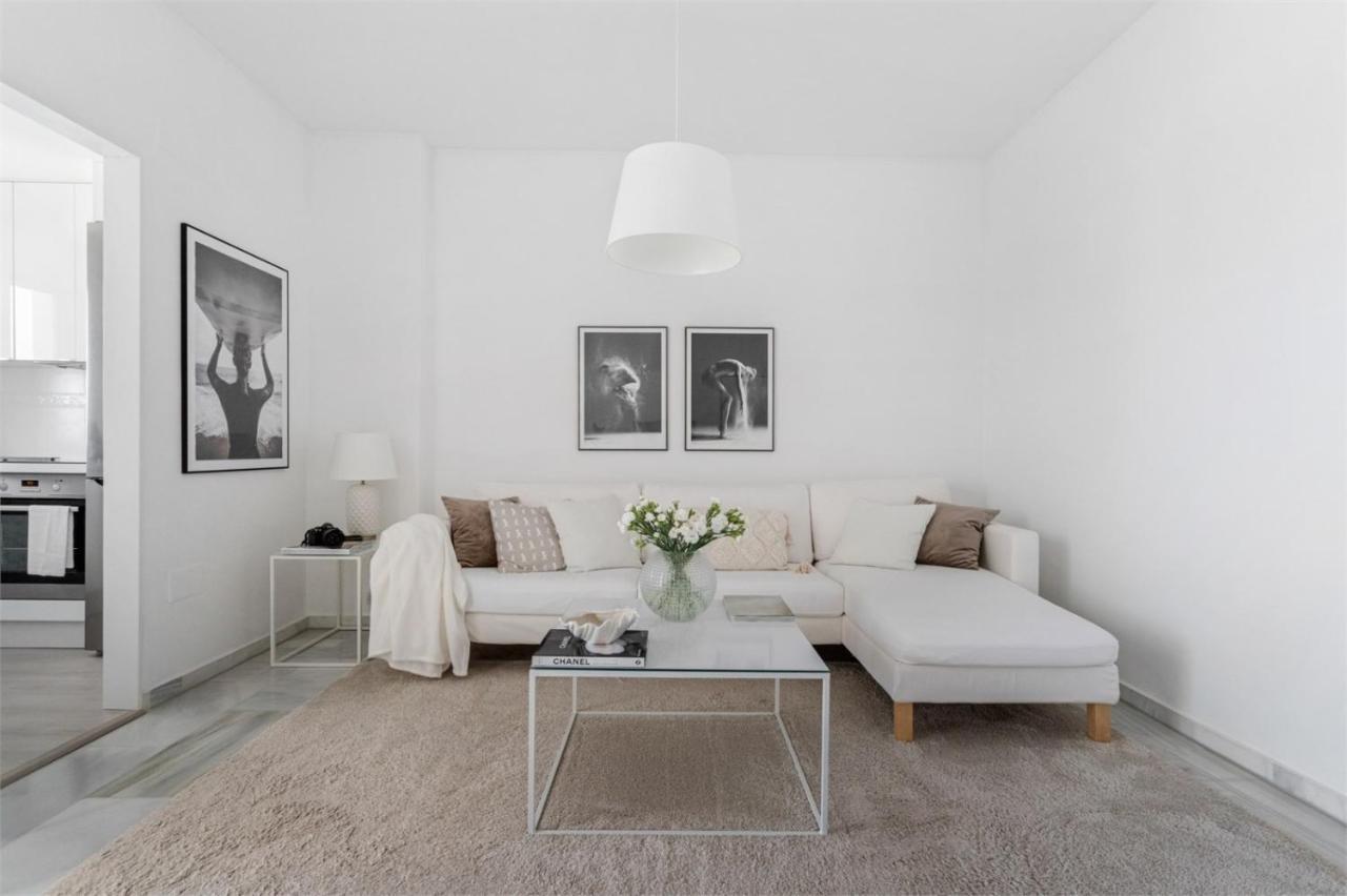 Scandinavian Style Apartment With Amazing Sea Views And South West Facing Sunny Terrace In Miraflores Walking Distance To The Beach! Málaga Dış mekan fotoğraf